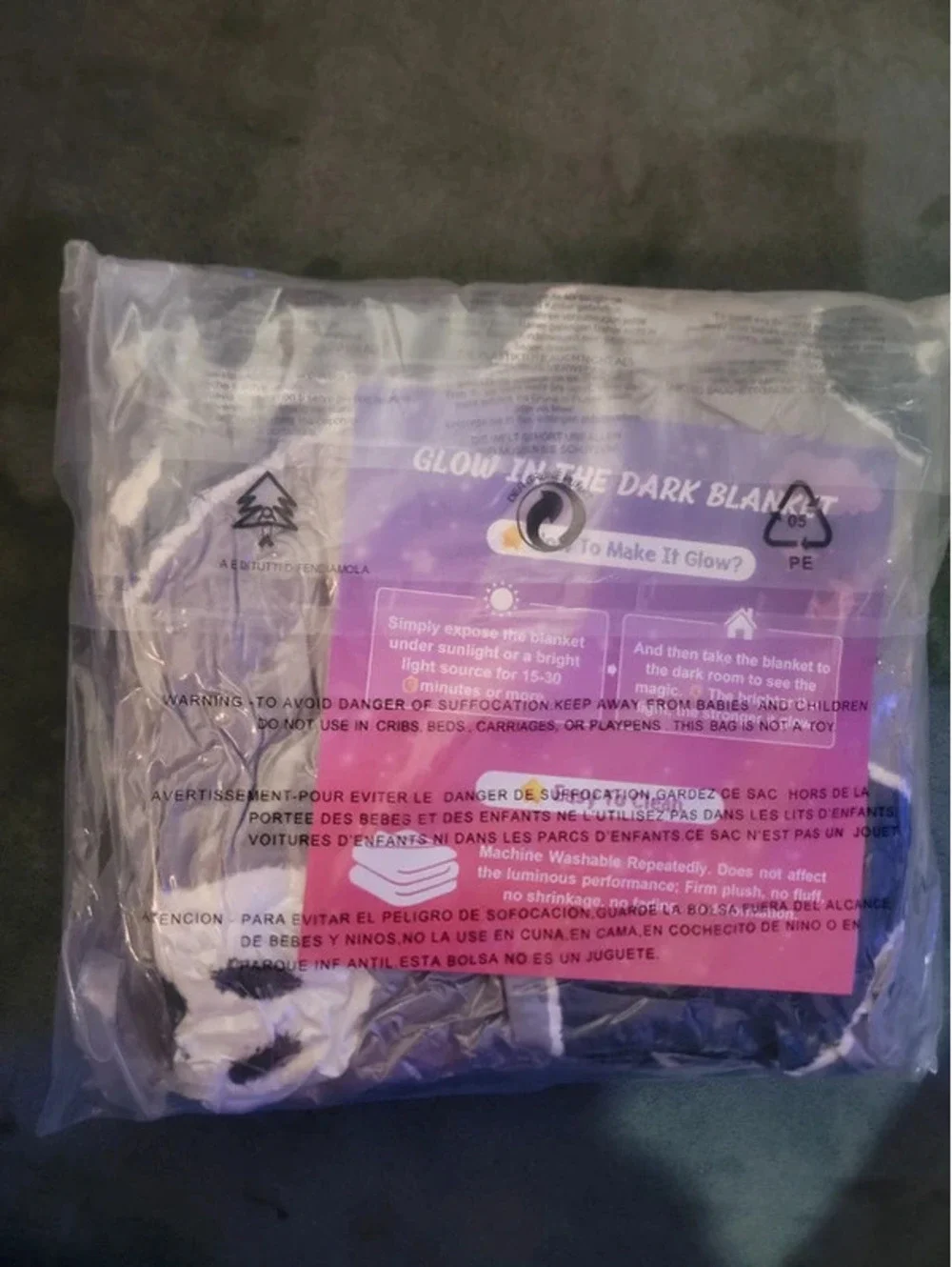 Halloween bundle! With glow in dark blanket read below